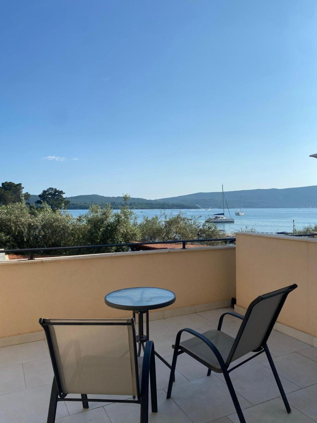 Appartement Tondo à Tivat Extérieur photo