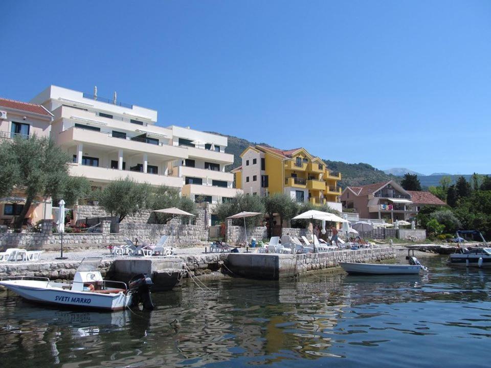 Appartement Tondo à Tivat Extérieur photo